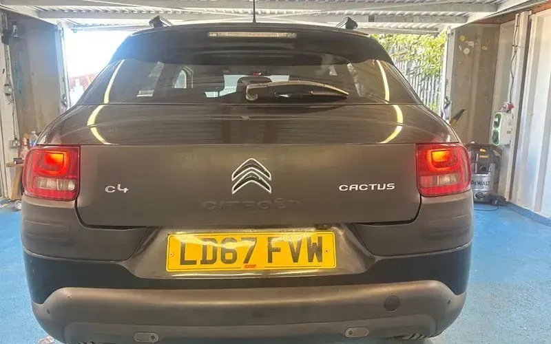 Used Citroën C4 Flair 82 HP (60 kW) 2017 Black SUV