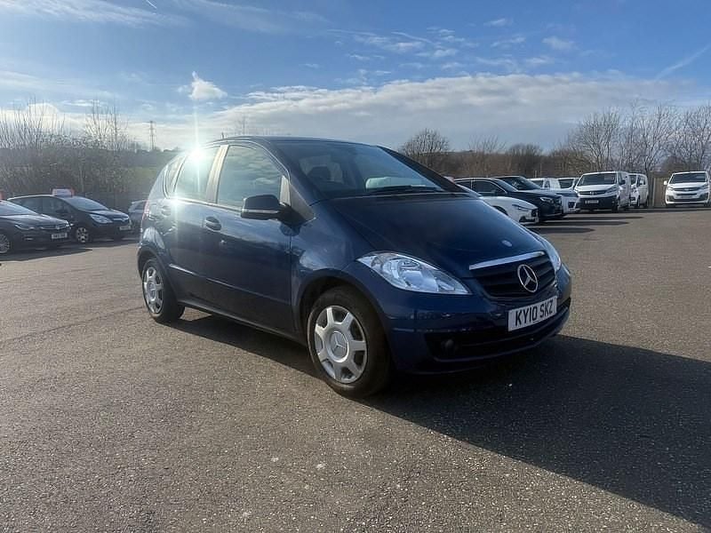 Used Mercedes A160 Classic 95 HP (69 kW) 2010 Blue Hatchback