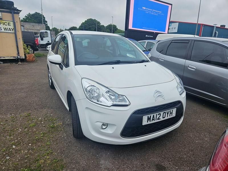 Begagnad Citroën C3 2012 Vit Halvkombi
