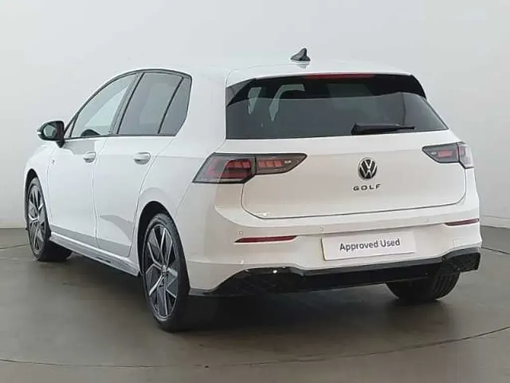 New VW Golf VIII Black Edition 150 HP (110 kW) 2025 Special solid  pure white Hatchback