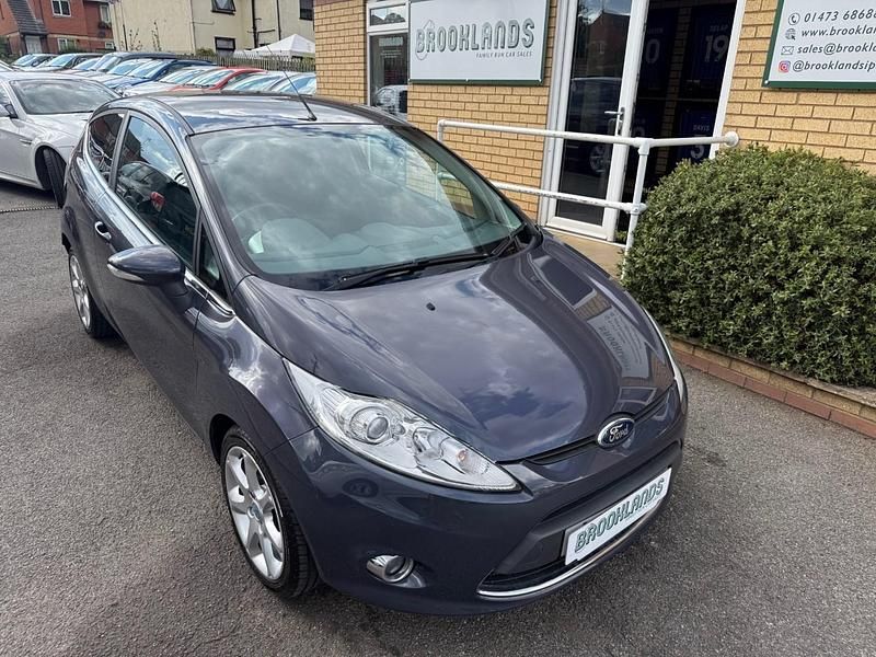 Midnight sky grey Used 2011 Ford Fiesta Zetec Hatchback | £4,495 (A bit pricey) - Image 1/4
