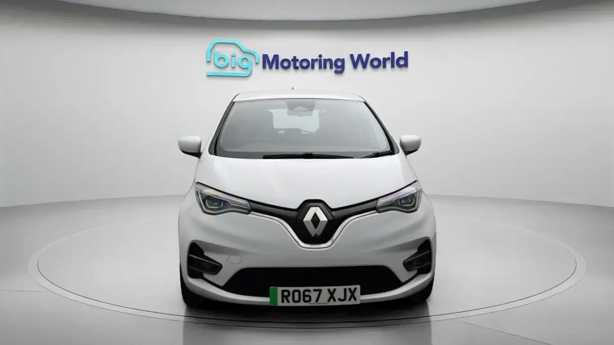 Used Renault Zoe Iconic 100 kW (136 HP) 2021 Hatchback