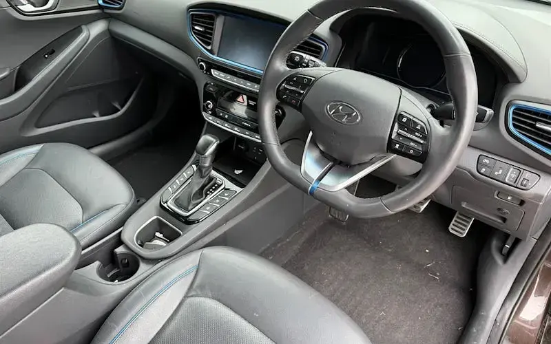 Used Hyundai Ioniq Premium SE 141 HP (103 kW) 2019 Hatchback