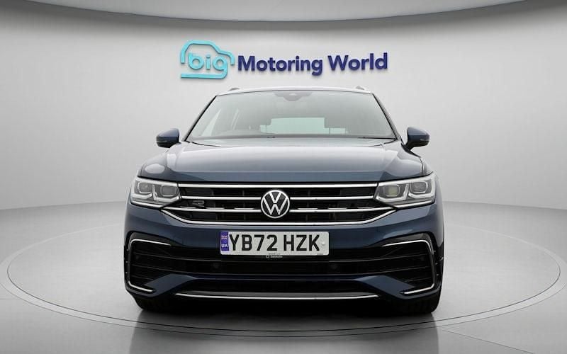 Used VW Tiguan R-line 150 HP (110 kW) 2023 Blue SUV