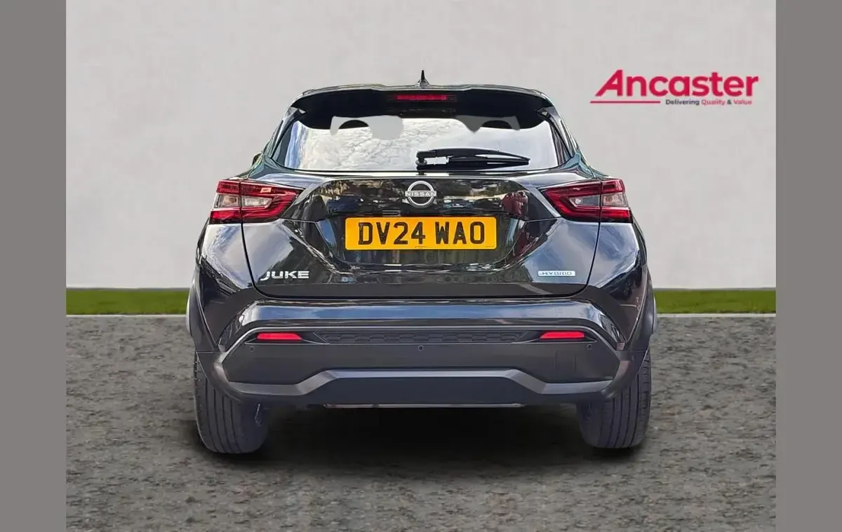 Used Nissan Juke N-Connecta 143 HP (105 kW) 2024 Black SUV