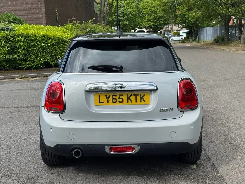 Used Mini Cooper Hatch 136 HP (100 kW) 2016 Silver Hatchback