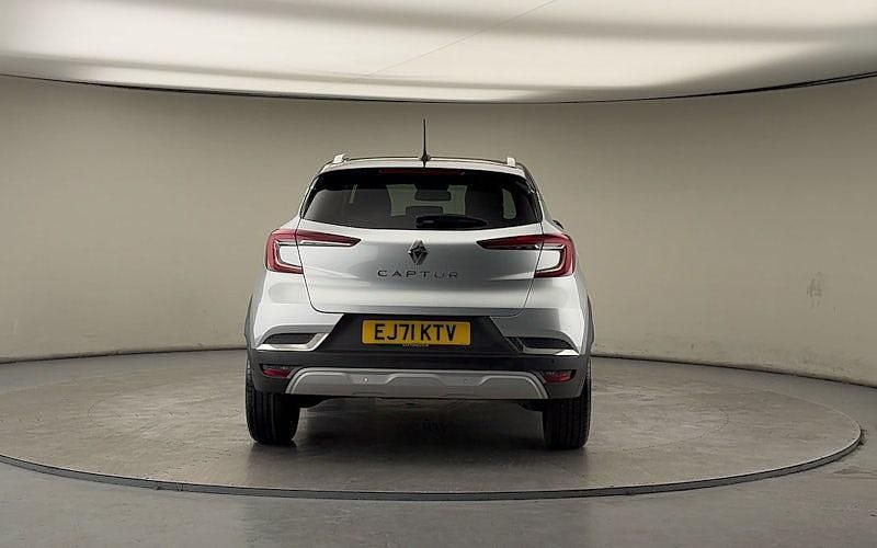 Used Renault Captur Version S 91 HP (66 kW) 2022 Grey SUV