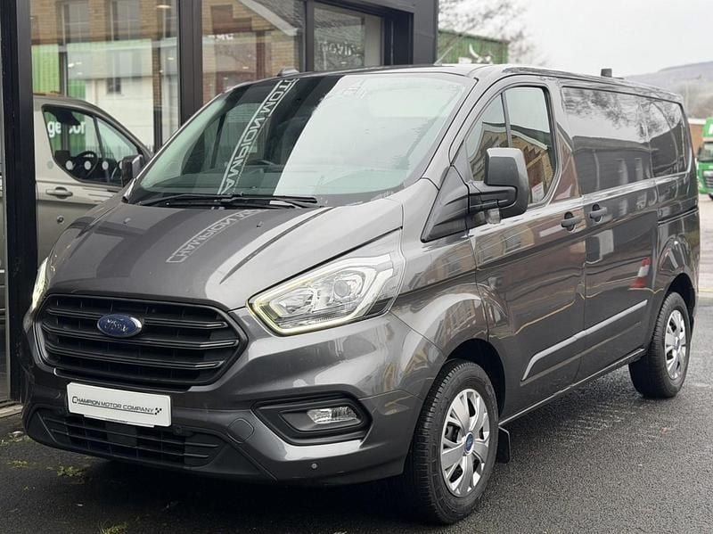 Usado Ford Transit Custom Trend 130 HP (95 kW) 2022 Cinzento Van
