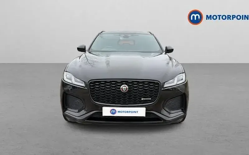 Usado Jaguar F-Pace R-Dynamic 250 HP (183 kW) 2022 Preto SUV