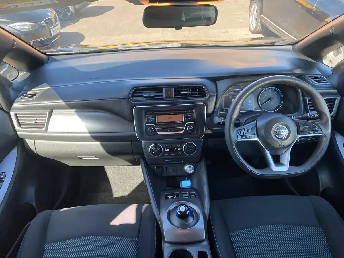 Used Nissan Leaf Visia 110 kW (150 HP) 2018 Black Hatchback