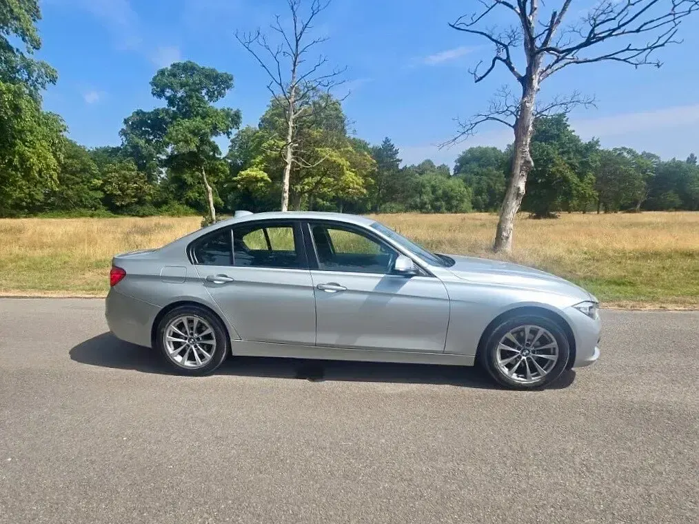 Used BMW 320 Comfort Edition 184 HP (135 kW) 2015 Silver Sedan