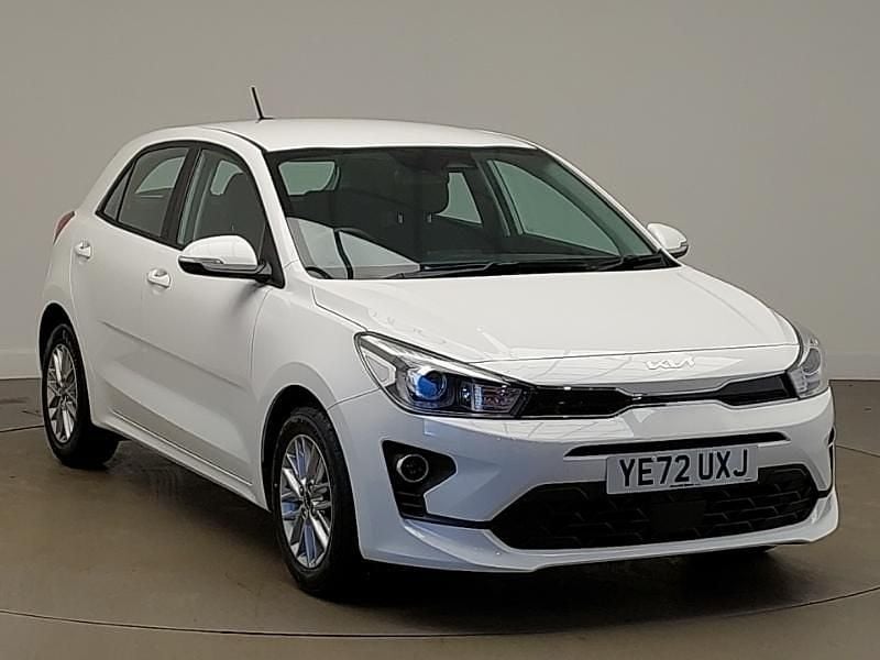 Used Kia Rio 2022 White Hatchback