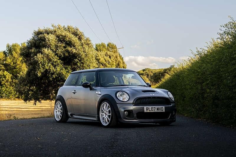 Dark silver/jet black cap Used 2007 Mini Cooper Hatchback | £4,000 - Image 1/4