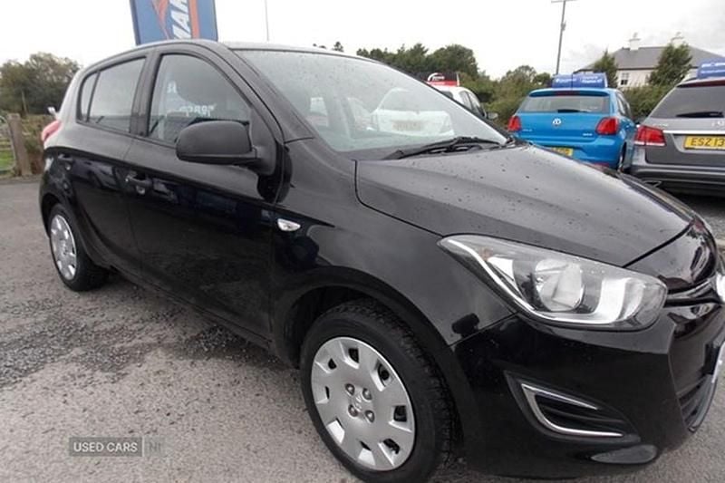 Black Used 2012 Hyundai i20 Classic Hatchback | £3,995 (Fair price) - Image 1/1