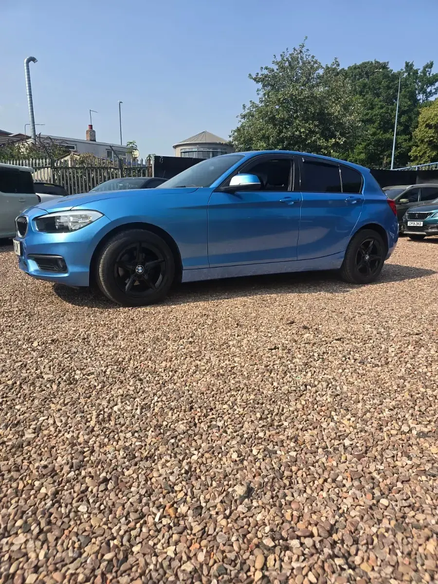 Used BMW 118 2018 Blue Hatchback