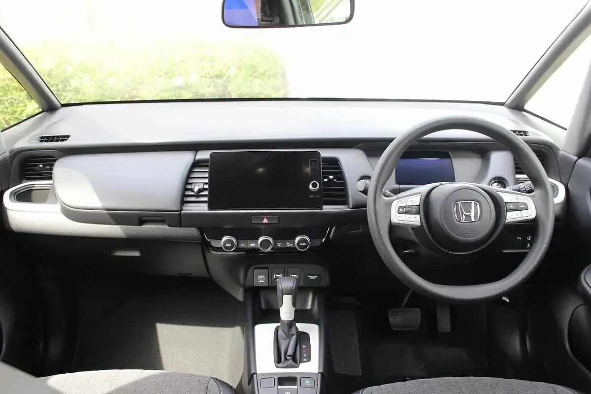 Used Honda Jazz Hybrid 109 HP (80 kW) 2023 Black Hatchback