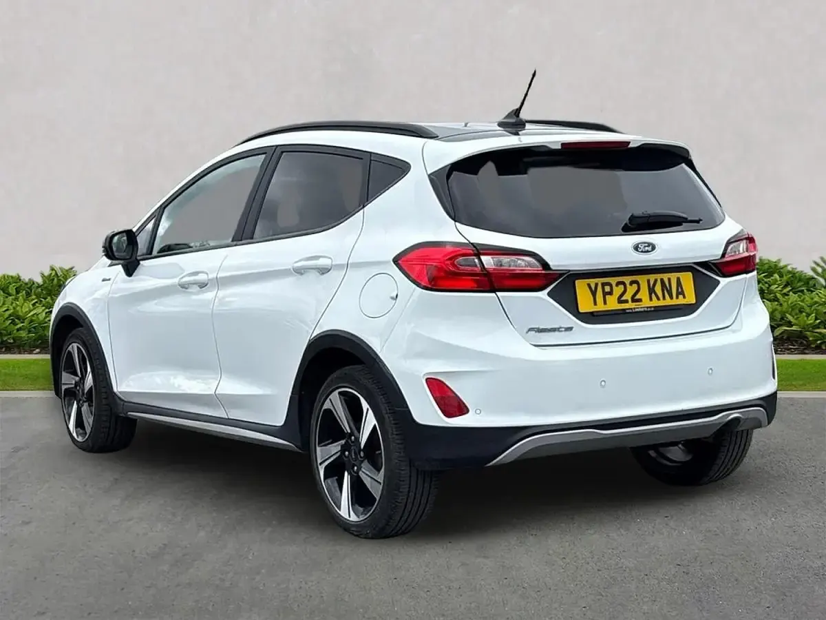 Used Ford Fiesta Active 100 HP (73 kW) 2022 White Hatchback
