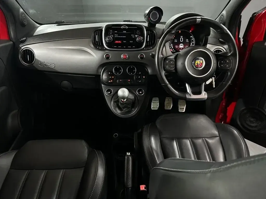 Used Abarth 595 70th Anniversary 165 HP (121 kW) 2019 Red Hatchback
