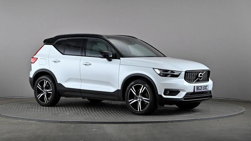 White Used 2021 Volvo XC40 R-Design SUV | £21,498 (Good price) - Image 1/4