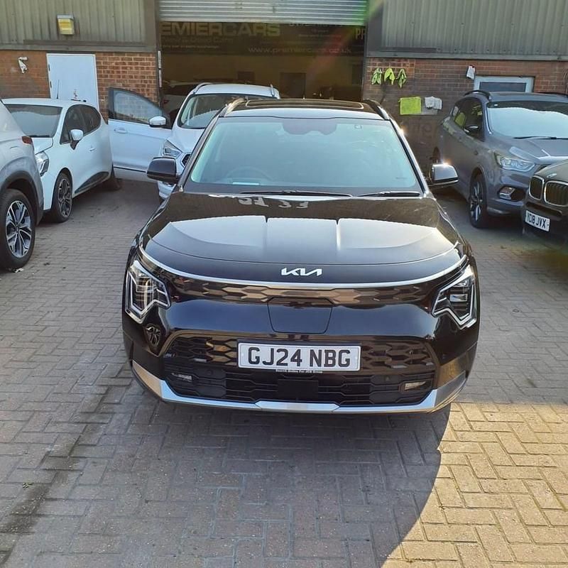Used Kia Niro 148 kW (202 HP) 2024 Black SUV
