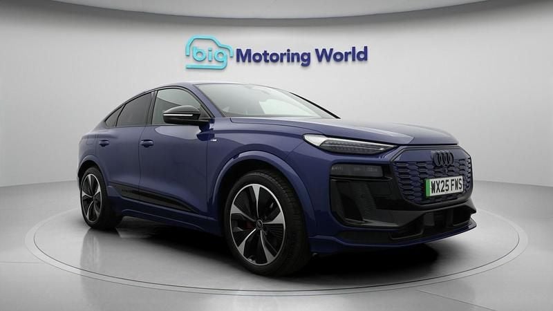 Used Audi Q6 Sportback e-tron 284 kW (387 HP) 2025 Blue SUV