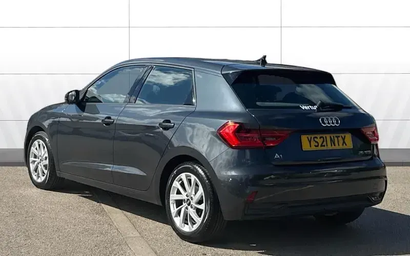 Usado Audi A1 Sportback Sport 95 HP (69 kW) 2026 Citadino