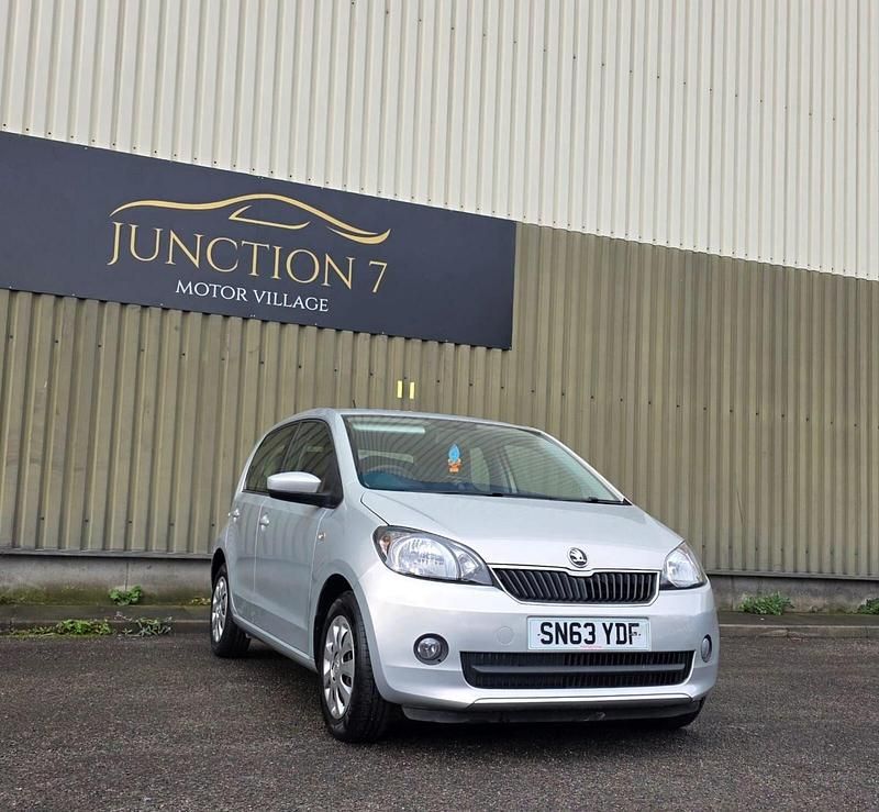 Used Skoda Citigo SE 60 HP (44 kW) 2013 Silver Hatchback
