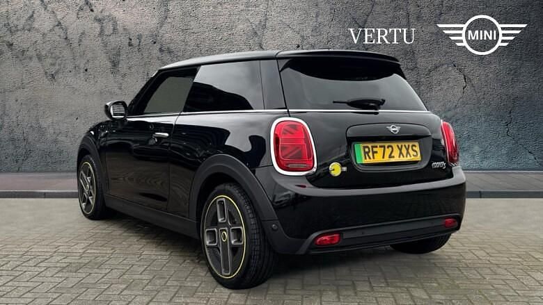 Used Mini Cooper S Level 2 135 kW (184 HP) 2023 Hatchback