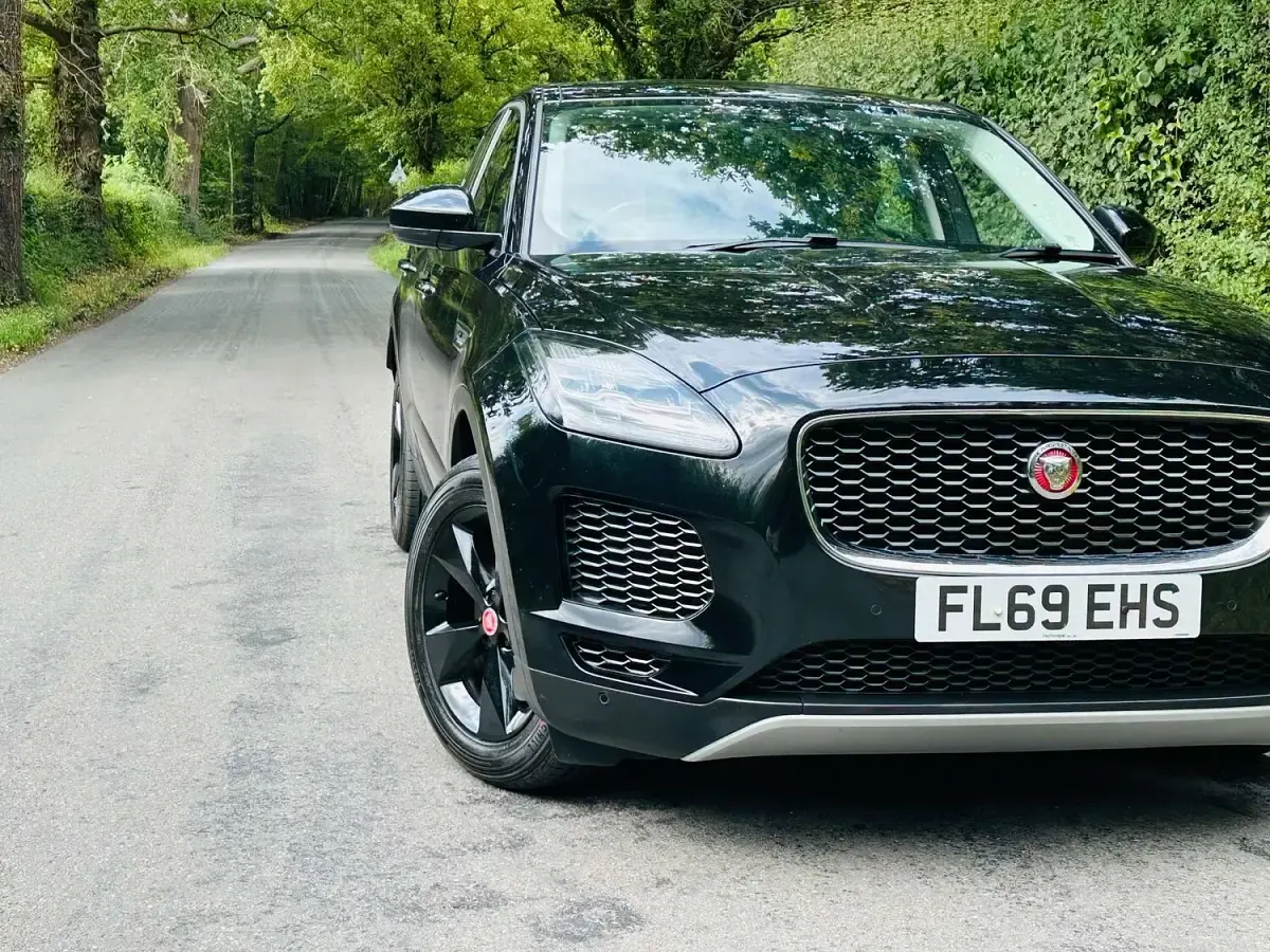 Used Jaguar E-Pace S 200 HP (147 kW) 2019 Black SUV
