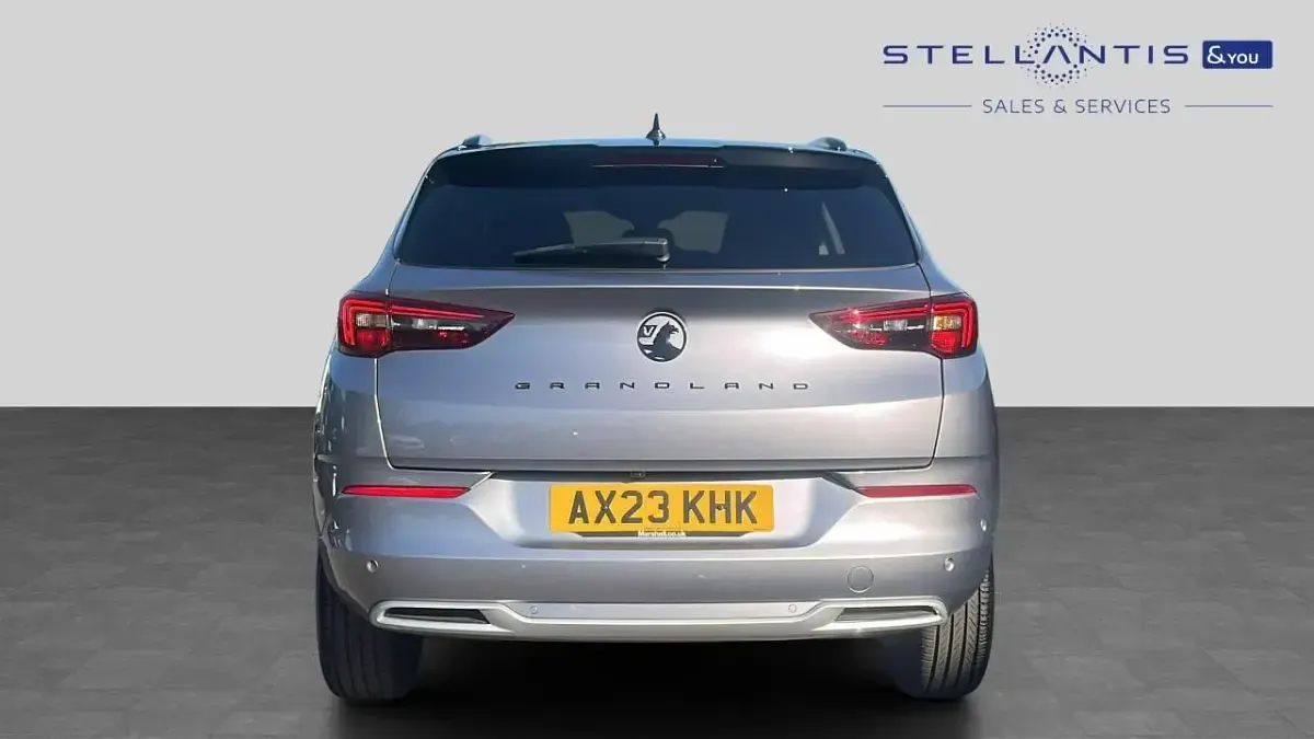Used Vauxhall Grandland X Ultimate 128 HP (94 kW) 2023 Grey SUV