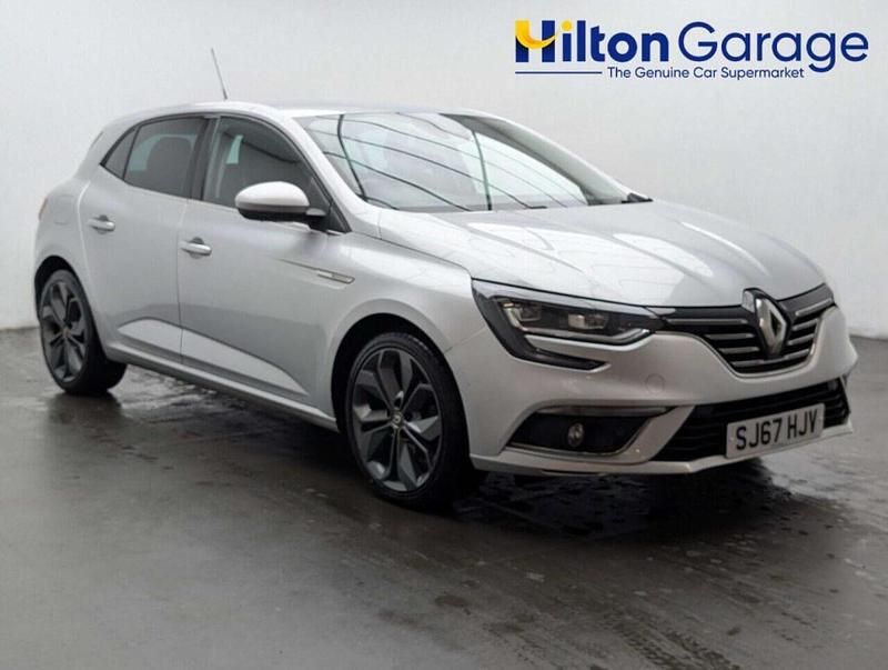 Used Renault Mégane IV Signature 130 HP (95 kW) 2017 Silver Hatchback