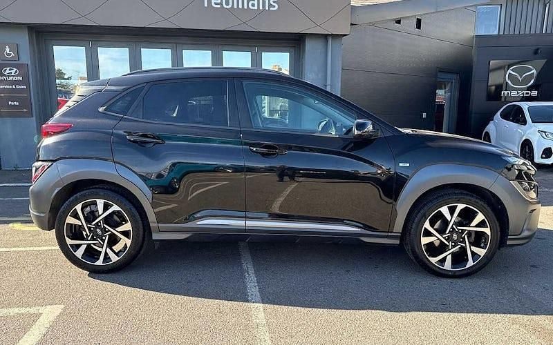 Gebraucht Hyundai Kona Premium 120 PS (88 kW) 2022 SUV