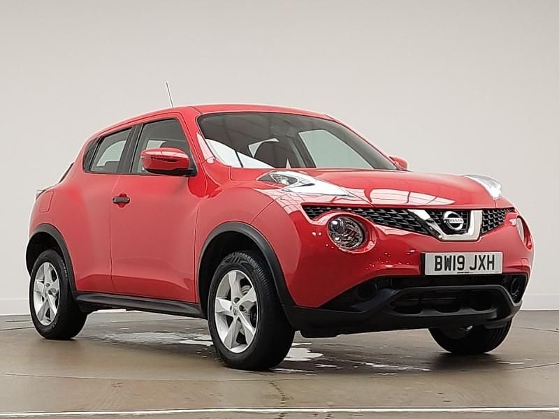 Red Used 2019 Nissan Juke Visia SUV | £8,698 (Good price) - Image 1/4