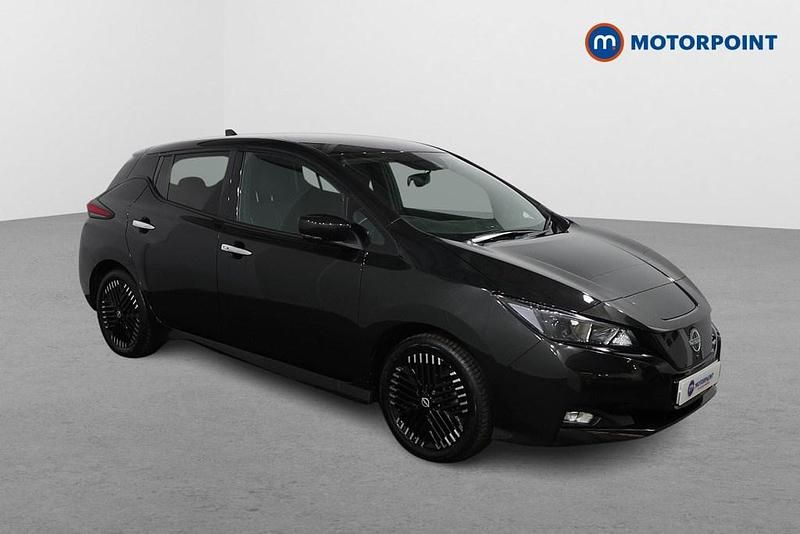 Black Used 2022 Nissan Leaf N-Connecta Hatchback | £10,449 (Fair price) - Image 1/4