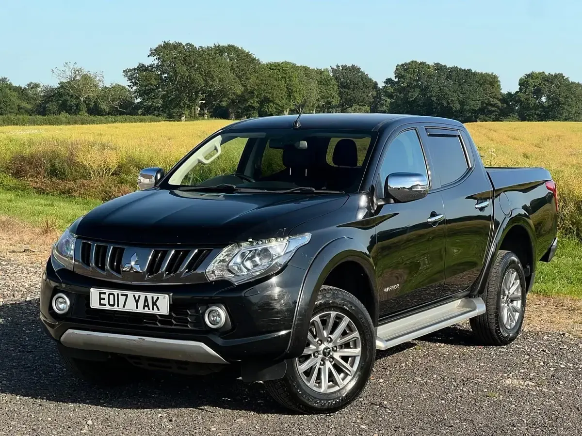 Used Mitsubishi L200 Warrior 2017 Black Pickup