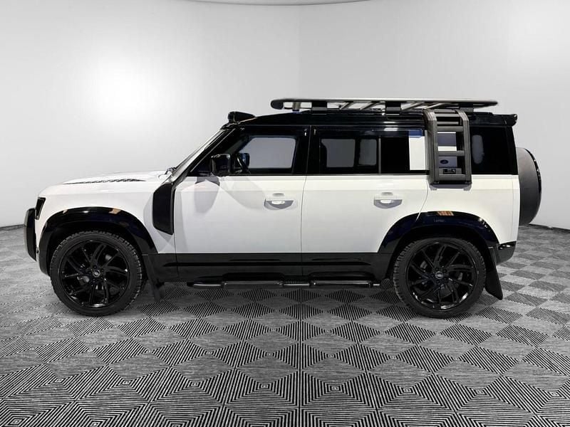 Used Land Rover Defender SE 2020 White SUV