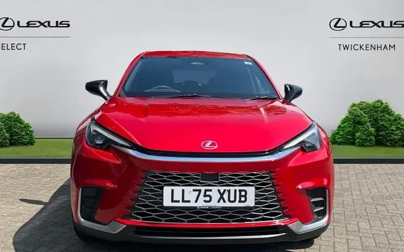 Used Lexus LBX 136 HP (100 kW) 2026 SUV