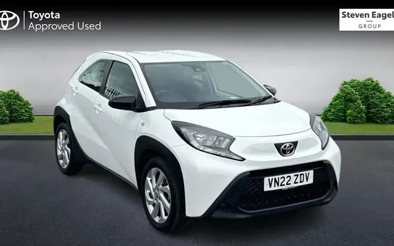 Used Toyota Aygo X PURE 72 HP (52 kW) 2025 SUV
