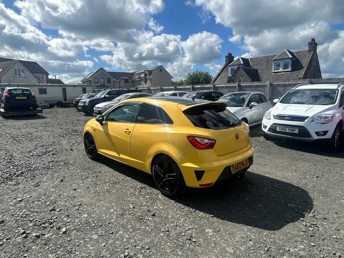 Used Seat Ibiza CUPRA 2010 Yellow Hatchback