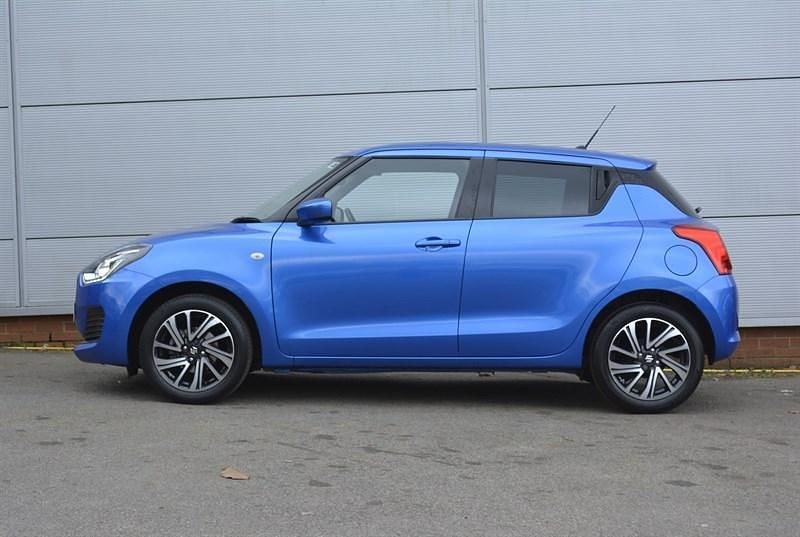 Used Suzuki Swift SZ-L 83 HP (61 kW) 2023 Boost blue Hatchback