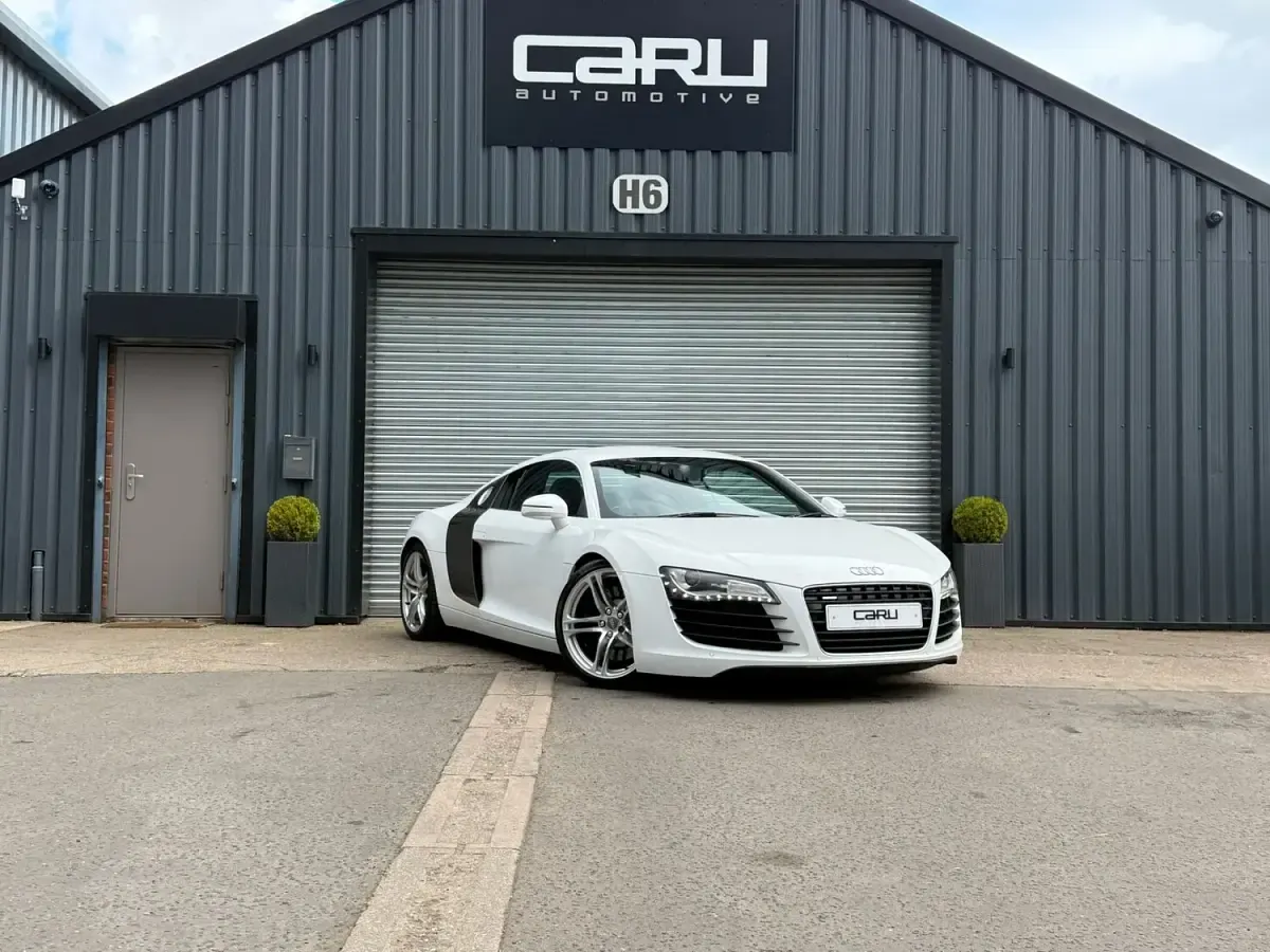 Used Audi R8 Coupé 420 HP (308 kW) 2008 White Coupe