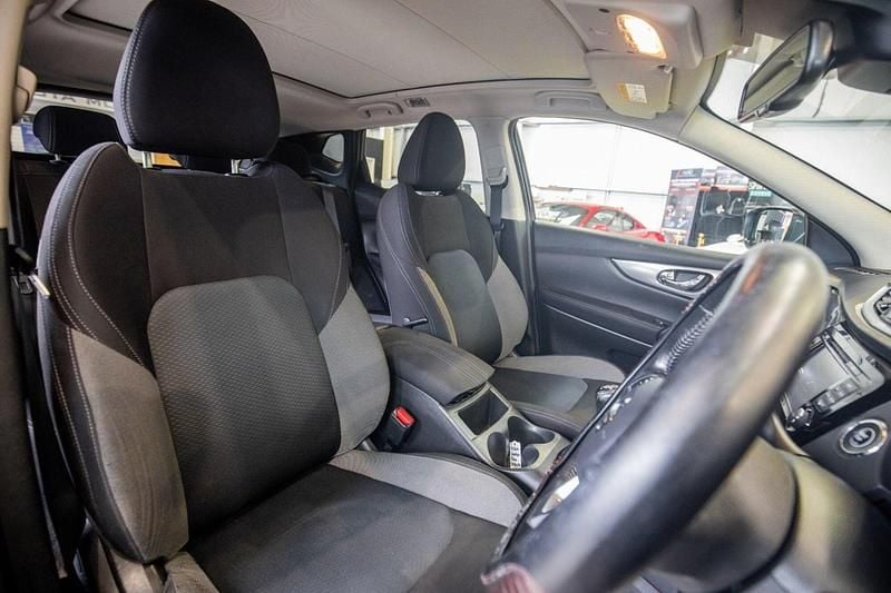 Used Nissan Qashqai N-Connecta 115 HP (84 kW) 2018 Blue SUV