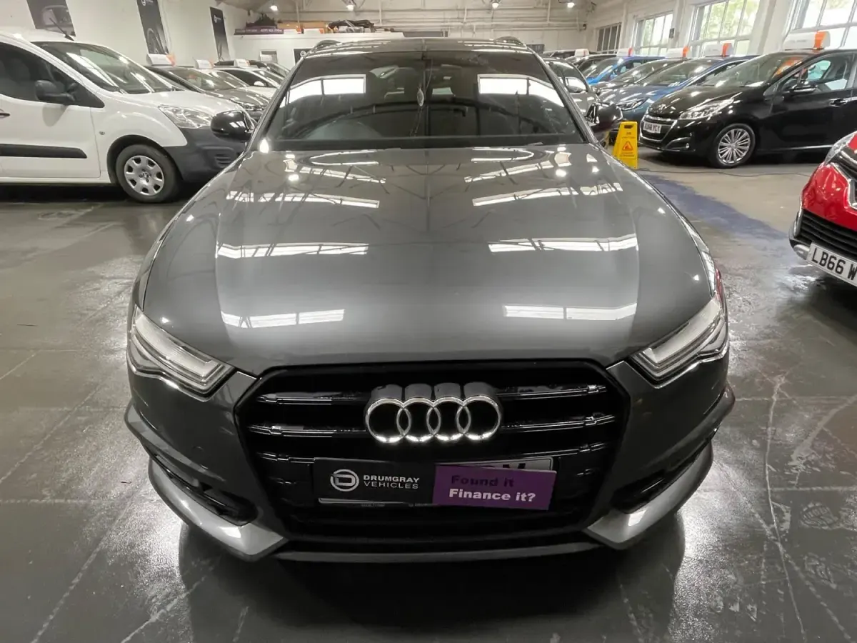 Usado Audi A6 Black Edition 2018 Cinzento Carrinha
