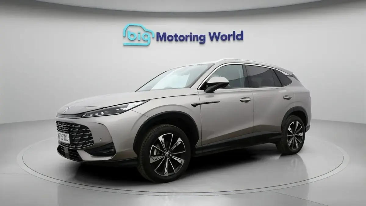 Used MG HS Trophy 170 HP (125 kW) 2025 Silver SUV