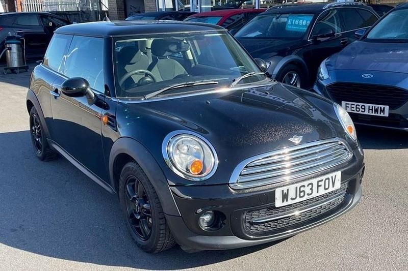 Used 2013 Mini Cooper D Hatchback | £4,595 (Fair price) - Image 1/1