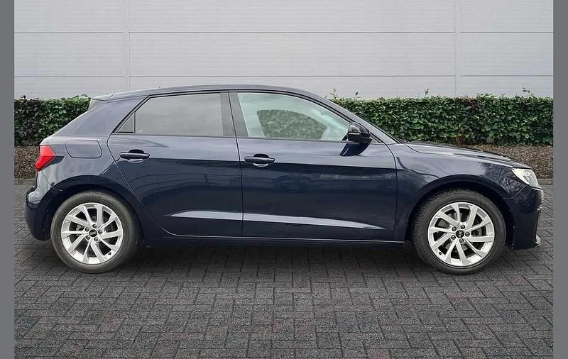 Used Audi A1 Sport 108 HP (79 kW) 2022 Blue SUV