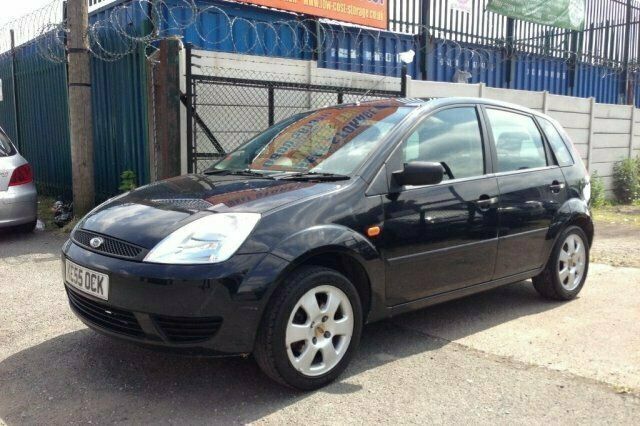 Used 2005 Ford Fiesta Hatchback | £2,000 (Fair price) - Image 1/4