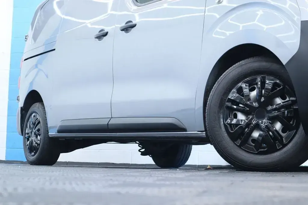 Used Citroën Dispatch 145 HP (106 kW) 2022 Grey MPV