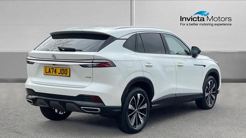 Used MG HS Trophy 169 HP (124 kW) 2024 White SUV