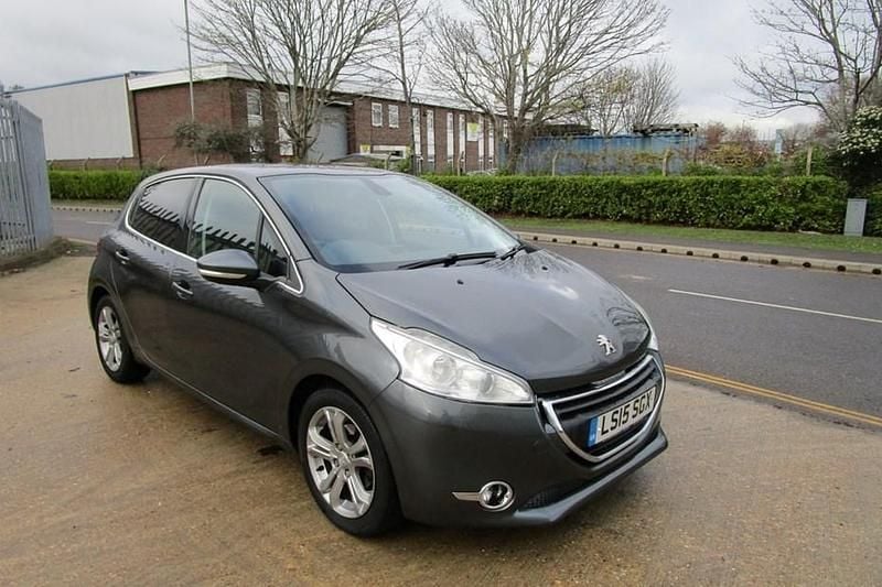 Grey Used 2015 Peugeot 208 Allure Hatchback | £4,495 (Good price) - Image 1/1